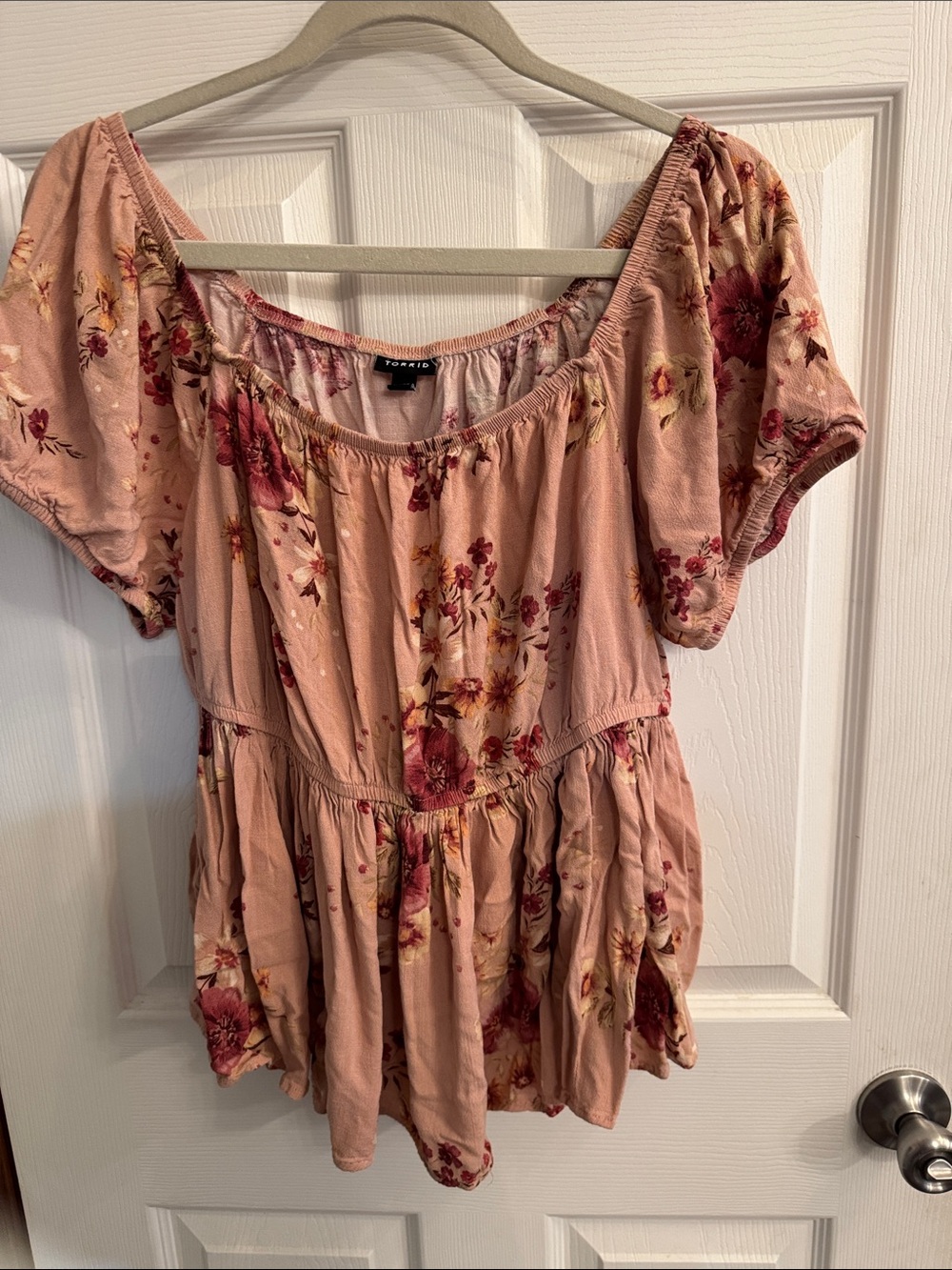 torrid Dusty Rose Floral Peasant Tunic